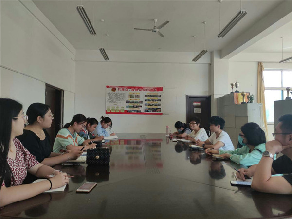 心理工作图片_副本.jpg